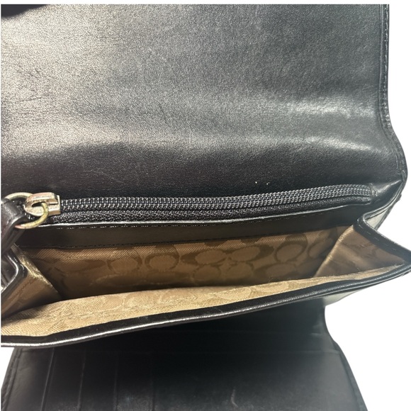 Coach Y2K Black Smooth Leather Trifold Wallet comes with Dusty! - Picture 5 of 7